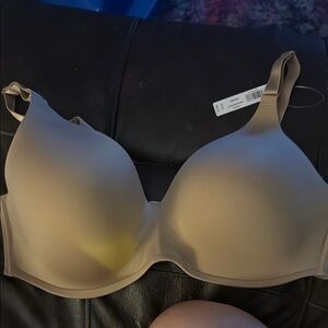 NWT Soma Tan Bra 40DD